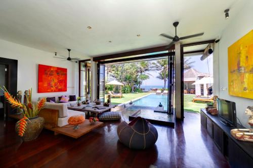 Aventus Luxury Beachfront Villa Gianyar