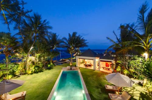 Aventus Luxury Beachfront Villa Gianyar