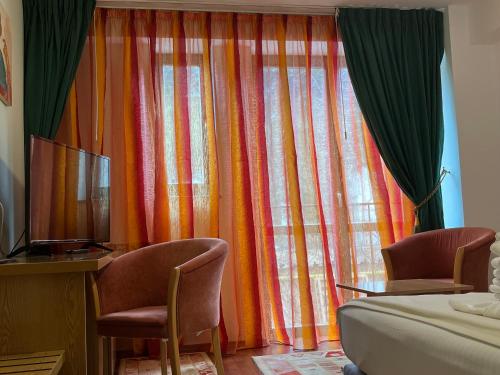 Hotel Michelangelo - image 14