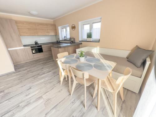 Konyha, Dům v Beskydech – Trojanovice (Dum v Beskydech – Trojanovice) in Trojanovice