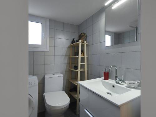 Apartment image 3