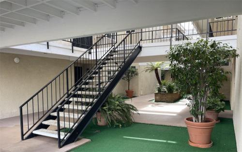 Monthly only, Quite condo in the 55 community,10 min to Laguna beach in Laguna Woods (CA)