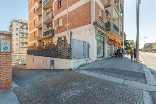 San Donato Fiere Essential Apartment w/parking