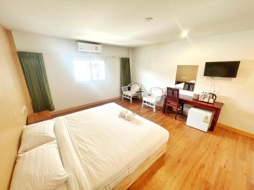 นคร นอน เล่น(Nakhon Norn Len) Room Type - Standard Double Room