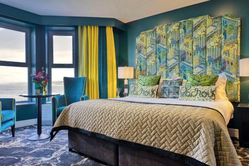 Double or twin room, executive, sea view, bay view