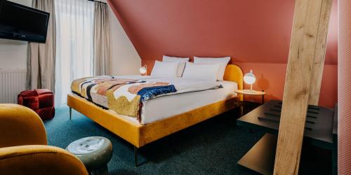 1 queen bed