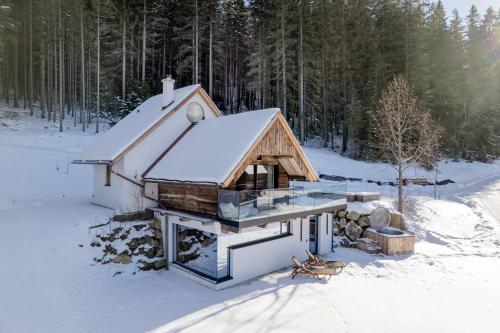 Heselehof Waldchalets in Langenwang