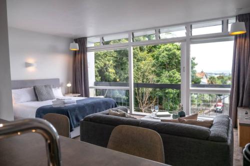 Centrally Located Light-filled Studio w Parking, Auckland (zdjęcie 7)