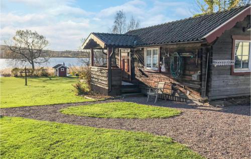 . Stunning Home In Botolfsbo With Lake View