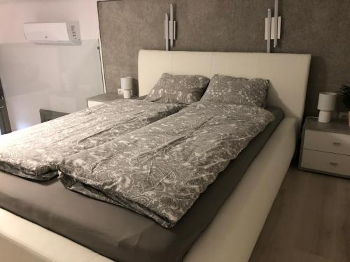 Hunyady Gallery Apartment 2