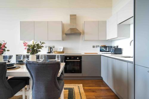 Beautiful Beach side Apartment Beautiful Beach side Apartment