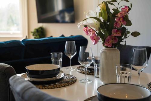 Beautiful Beach side Apartment Beautiful Beach side Apartment