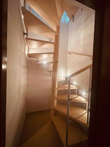 2 bedrooms, 4 beds
