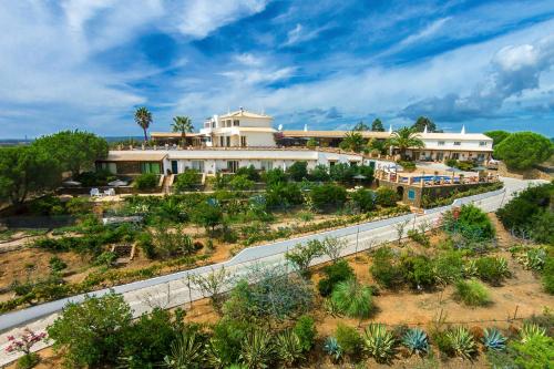 Monte da Bravura Green Resort 1