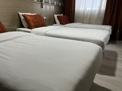 1 double bed