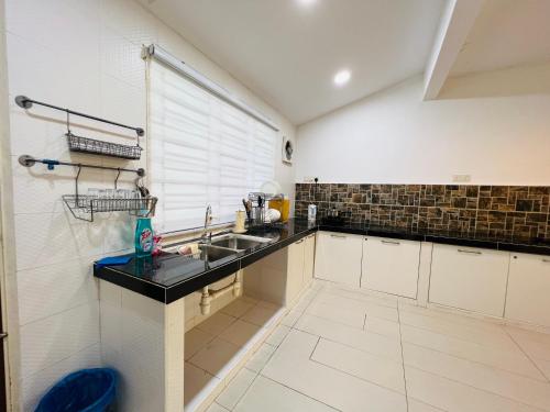 3 bedroom landed beside Jonker Taman Kota Laksamana 150A by Myplace 3 bedroom landed beside Jonker Taman Kota Laksamana 150A by Myplace