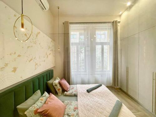 Castle Hill Apartment Logodi I FREE Parking I Self Check-in, Budapest