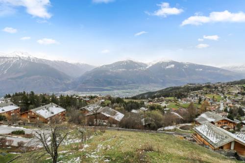 Buitenkant, Logement avec vue spectaculaire sur les montagnes in Randogne