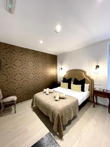 Hostal El Caprichito Marbella - image 3