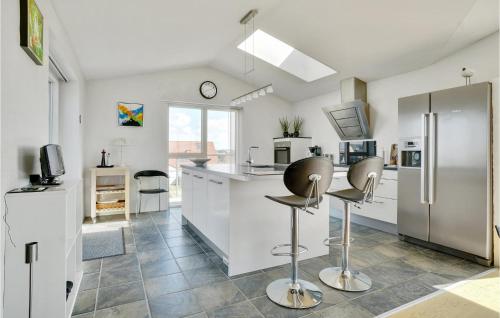 Cocina, Preciosa Casa En Thisted Con Cocina (Lovely Home In Thisted With Kitchen) in Thisted