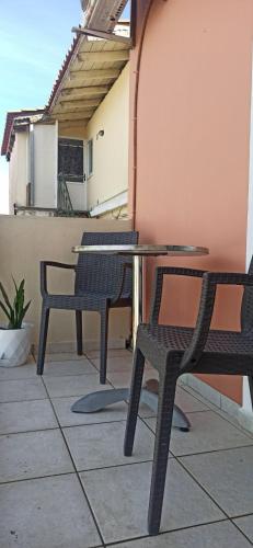 Evelina 2 in 利克蘇里翁