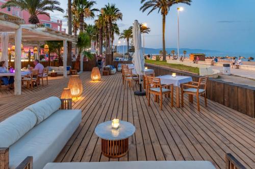 Restaurant, Mediterraneo Bay Hotel & Resort in Roquetas De Mar