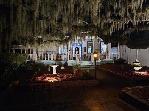 Tybee Island Inn Bed & Breakfast - image 2