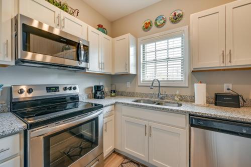 Brownsville Vacation Rental Near National Park! in Sloans Crossing, USA