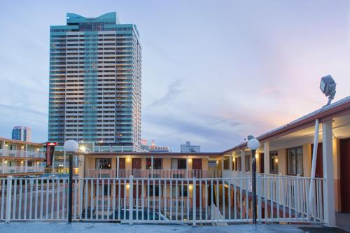 Atlantic Motor Inn Near Boardwalk in Atlantic City, USA