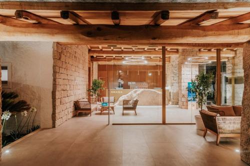 Bejárat, AMASEA Resort in San Teodoro Városközpont