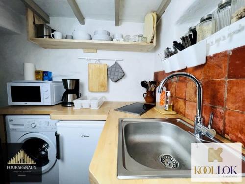 Foursbanaux Town house Medieval city of Vaison La Romaine
