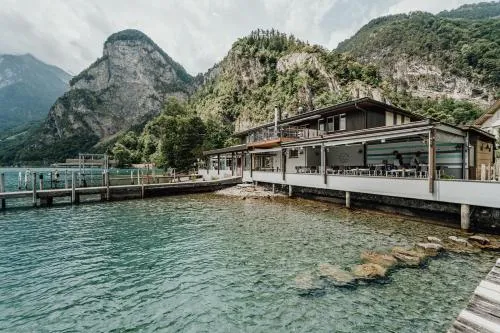Beachhouse Isleten in Bauen, Schweiz