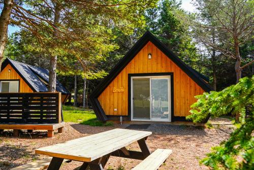 Viesnīcas āriene, Wild Pines Cabins in Eldon (PE)