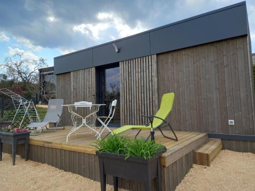 "Plus belle l'Ardèche" Studio de jardin et piscine