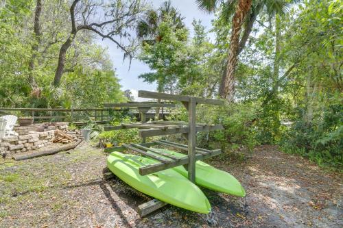 Riverside Dunnellon House with Private Dock and Kayaks! in Dunnellon