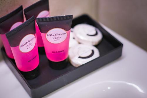 MIKKA CLOS MIKKA CLOS