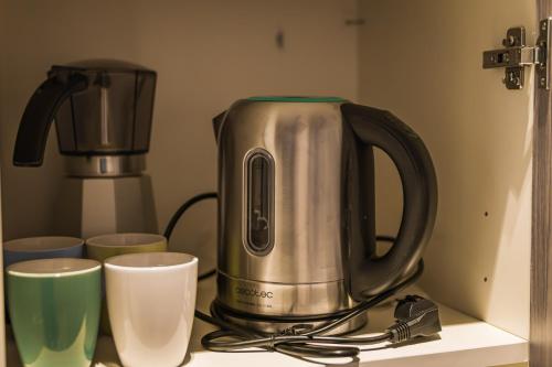 MIKKA CLOS MIKKA CLOS