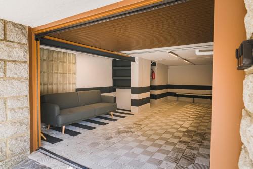 MIKKA CLOS MIKKA CLOS