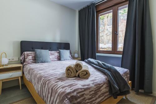 MIKKA CLOS MIKKA CLOS