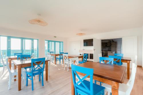 บริการและสิ่งอำนวยความสะดวก, Vila Mavis-cazare cu piscina incalzita 1 mai-30 sept in มาห์มูเดีย