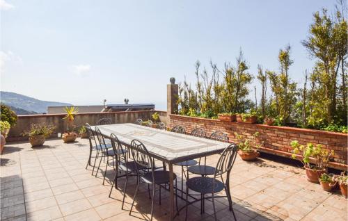 Beautiful Apartment In Bonifati in Bonifati