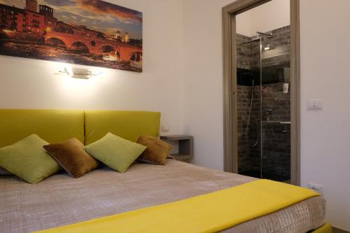 Superior Double Room image 10
