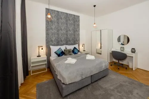 Sunny 1BR with Terrace near Schönbrunn in Wien, Österreich