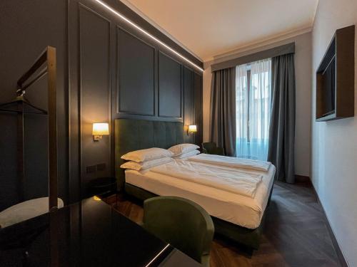 2 twin beds