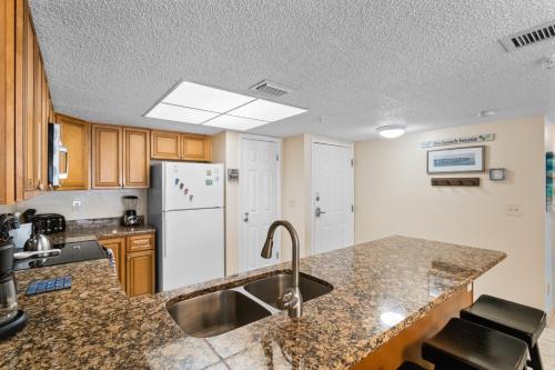 #409 Sandy Shores Condos in St Pete Beach, USA