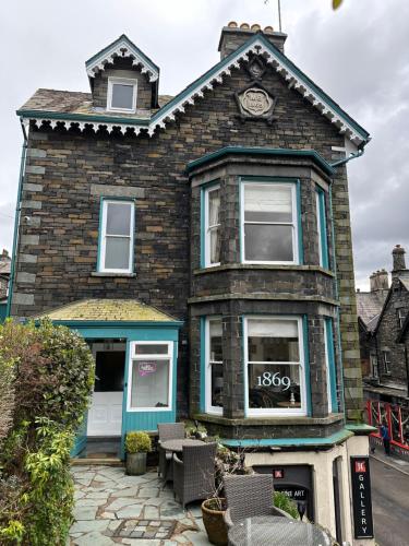 High Dale House - image 2