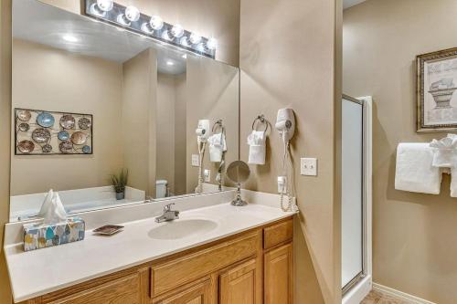 Paradise on the Fairway