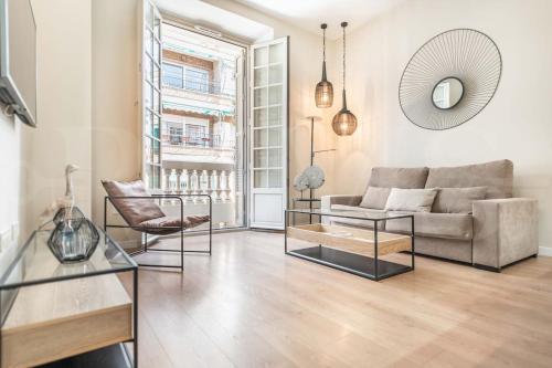 Chic apartment with parking in the heart of Malaga REMS, Málaga