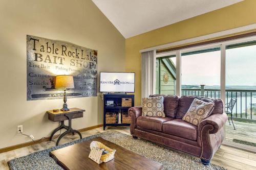 White Oak with loft -- 116, Branson