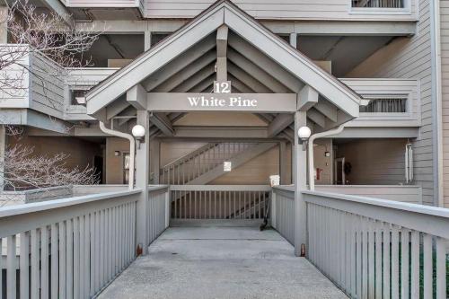 White Pine with boat slip -- 1205 thumb 4